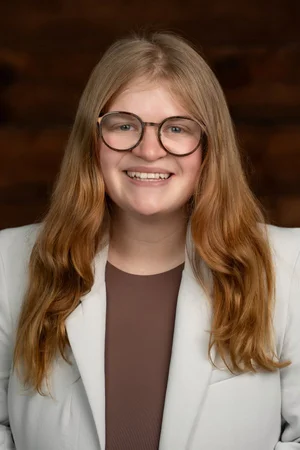 Headshot of Lan Keenan